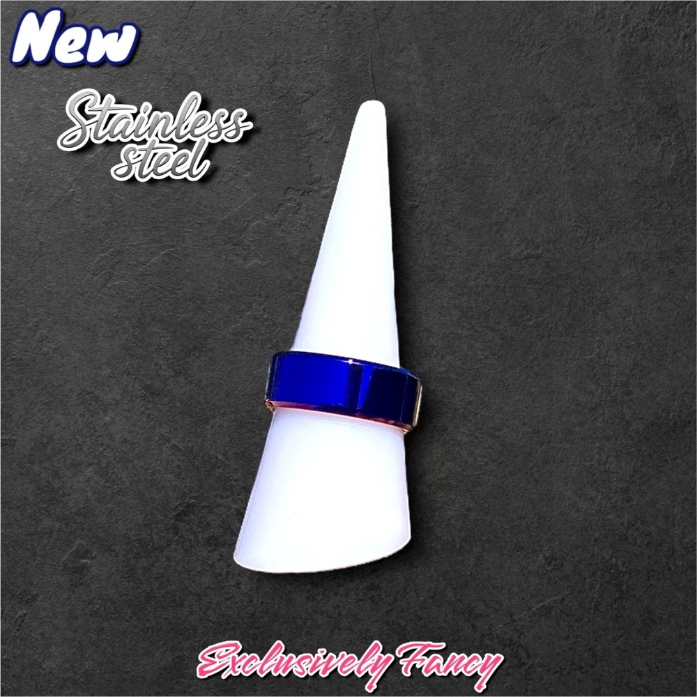 New Mens Royal Blue Stainless Steel 316L Wedding Ring Jewelry